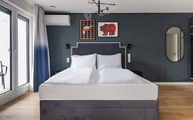 Numa Düsseldorf Leo