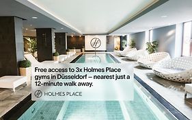 Numa Düsseldorf Leo